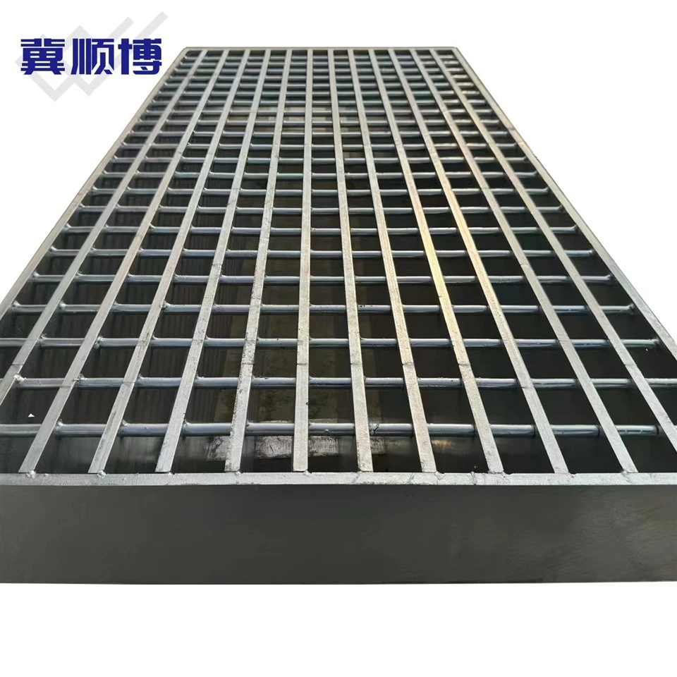 Heavy duty steel grating-round steel